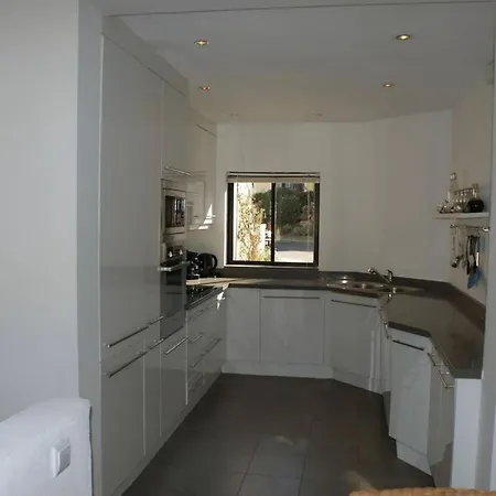 Elegant Vale Do Lobo Villa 4 Bedrooms Villa Vale Do Lobo 186 Swimming Pool Short Walk To The Beach And Praca
