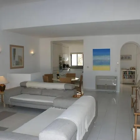 Elegant Vale Do Lobo Villa 4 Bedrooms Villa Vale Do Lobo 186 Swimming Pool Short Walk To The Beach And Praca Villa