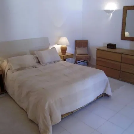 4 Bedrooms 186 Swimming Pool Villa *