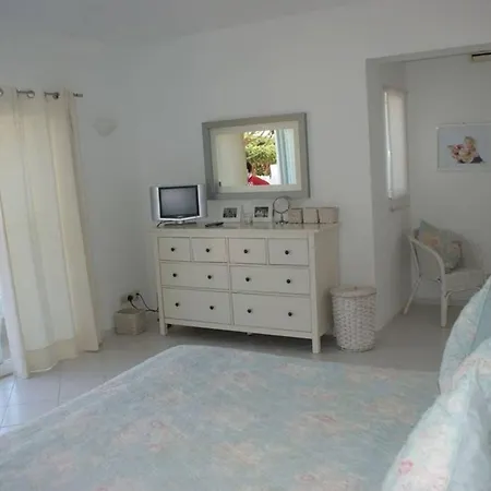 Βίλα 4 Bedrooms 186 Swimming Pool Vale do Lobo