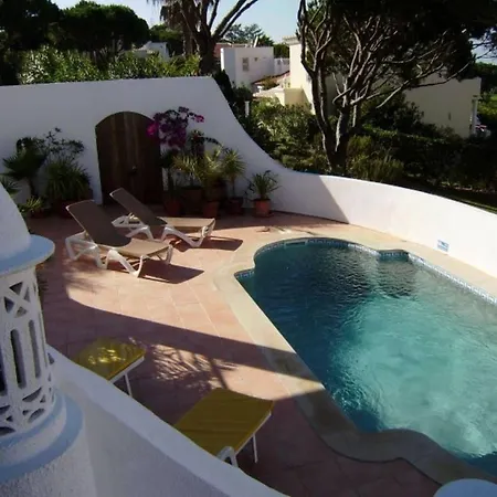 4 Bedrooms 186 Swimming Pool Vale do Lobo